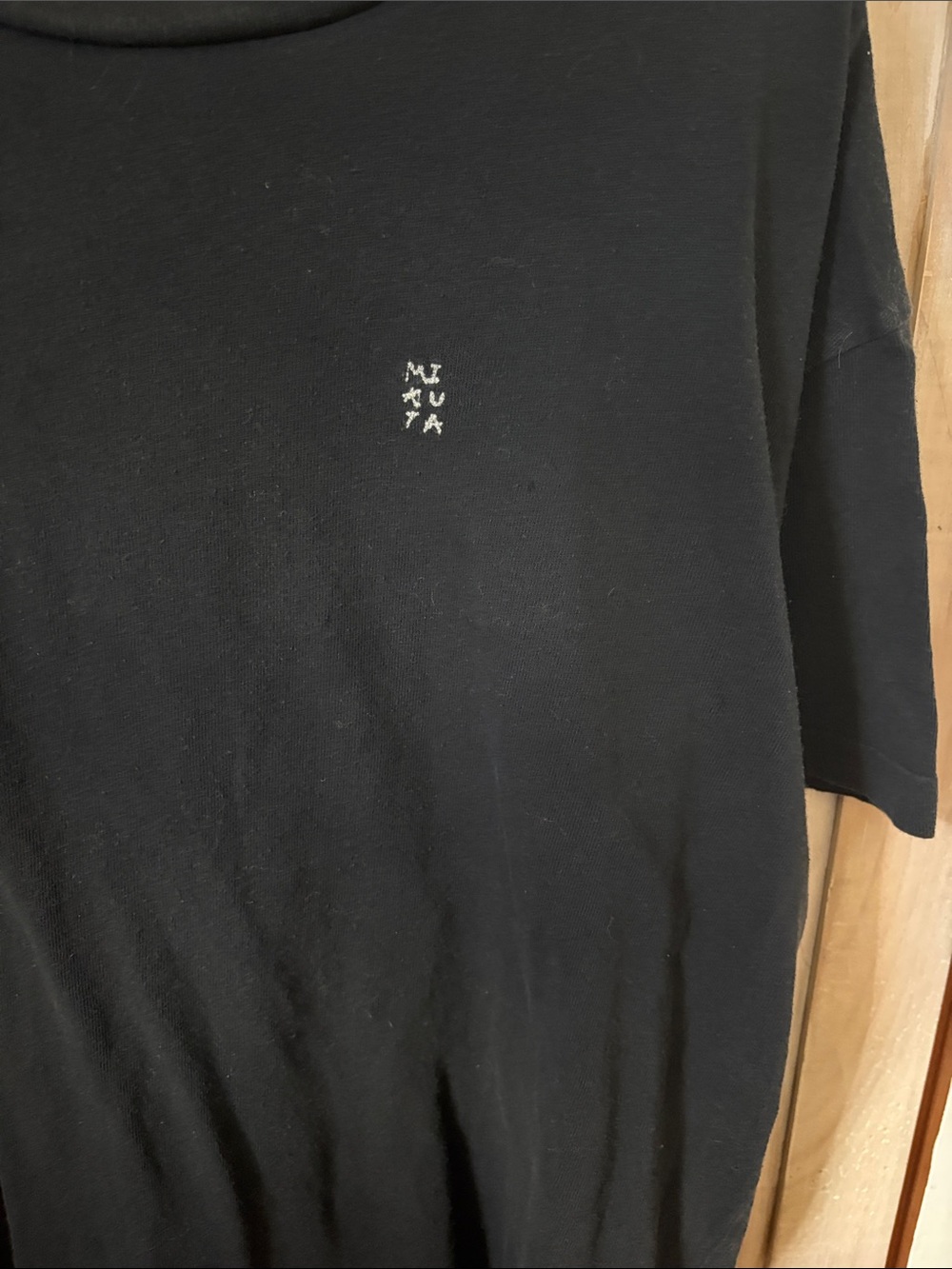 Mikuta graphic embroidered tee never worn - Picture 6 of 7